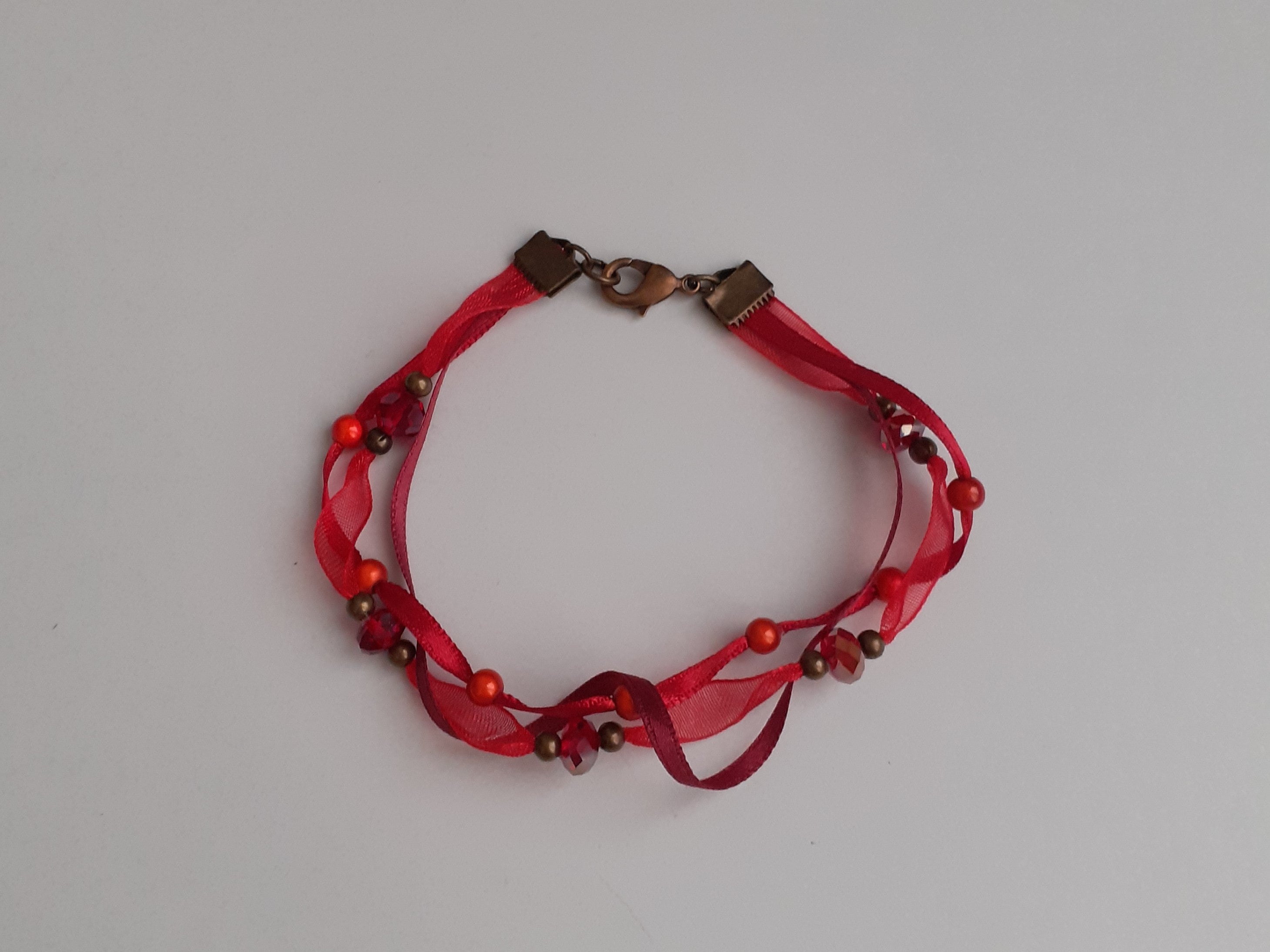 Corélia : un bracelet vibrant du coeur.