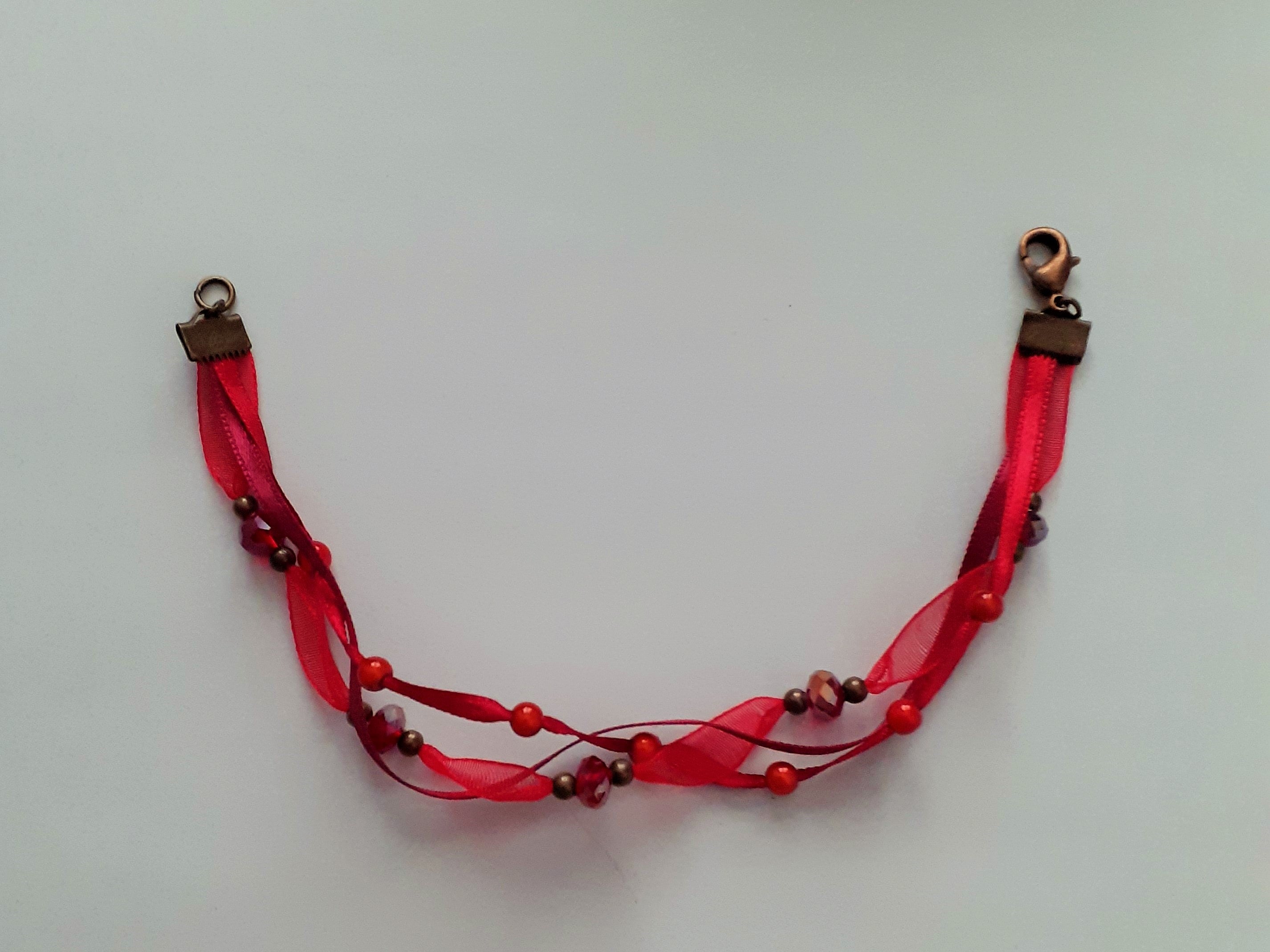 Corélia : un bracelet vibrant du coeur.