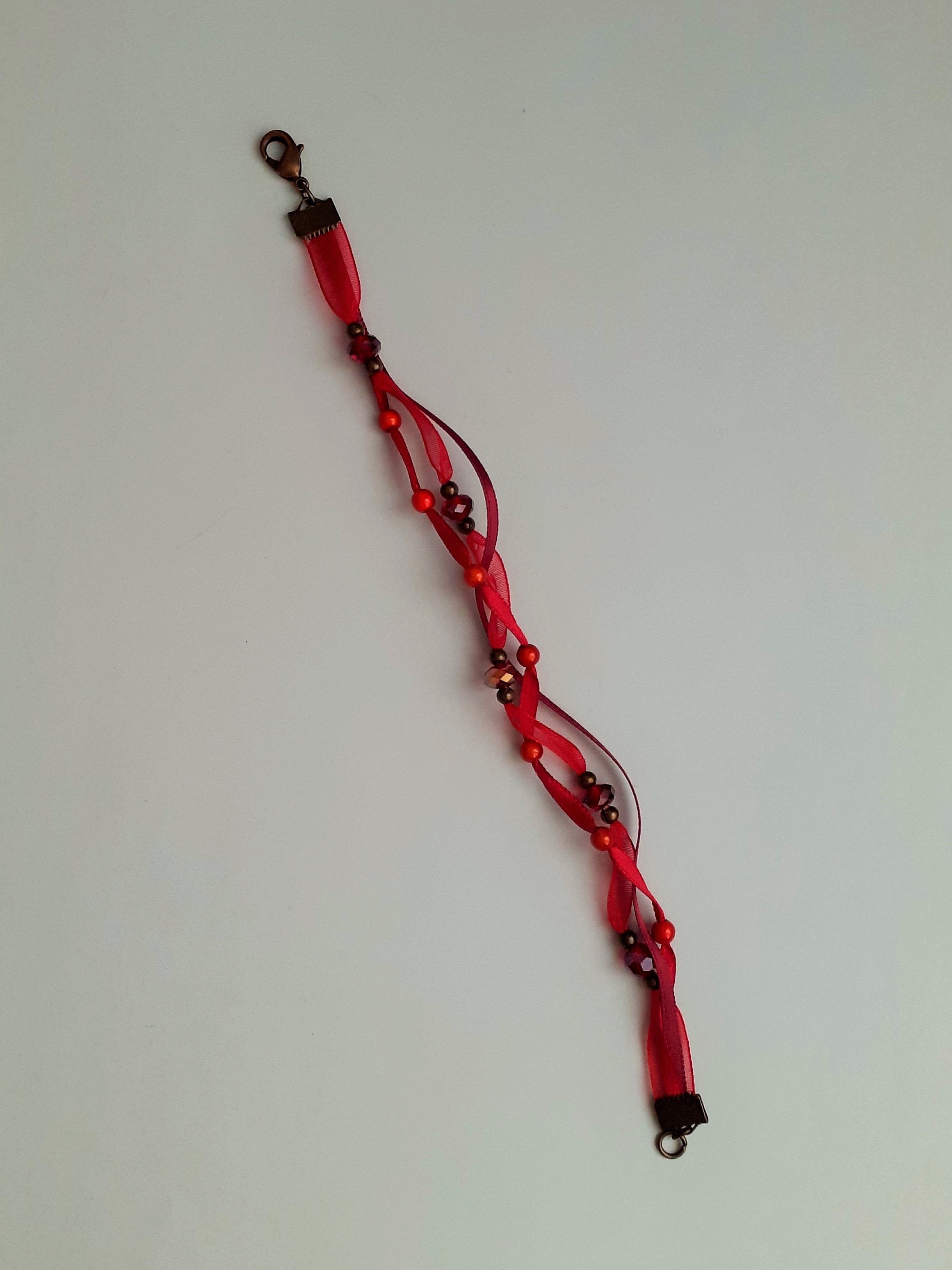 Corélia : un bracelet vibrant du coeur.